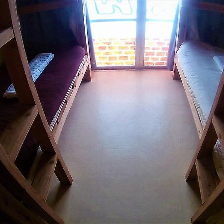 Guesthouse Nandeyanen - Hostel Okinawa Exterior photo